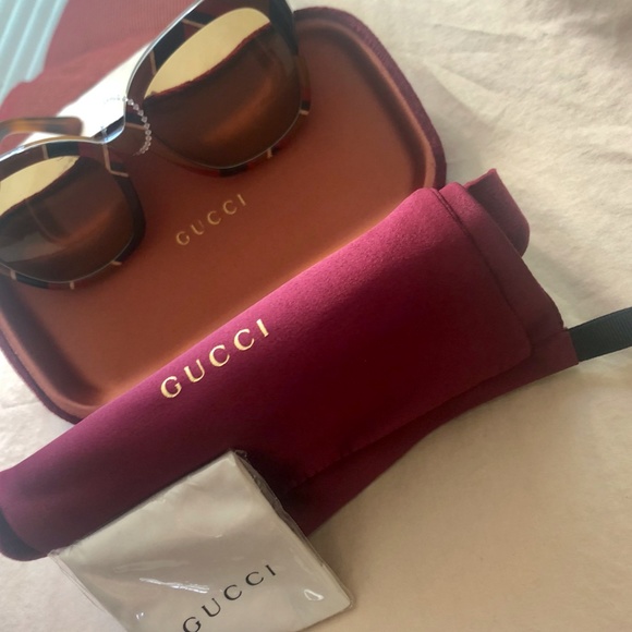NWT~GUCCI~GG0059S 55MM Red Multi Square Sunglasses main image 4